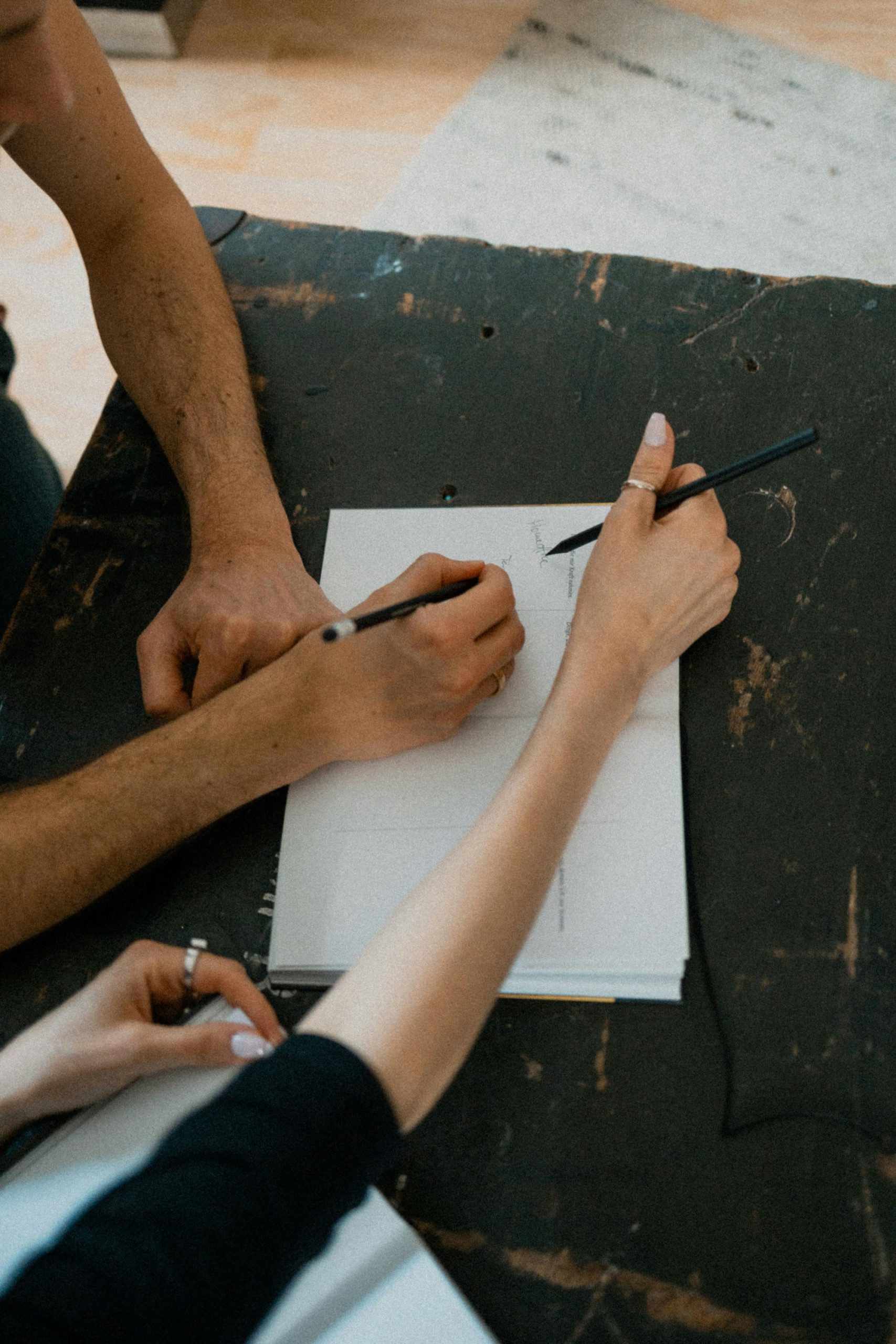 Déroulement d'un atelier d'écriture thérapeutique encadré par Jean Benoit Dumonteix, Psychologue à Varzy.